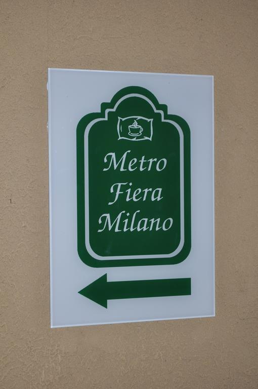 Affittacamere Metro Fiera Pero Εξωτερικό φωτογραφία